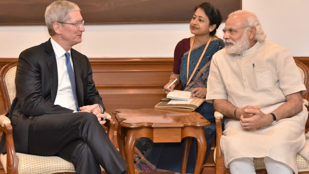 The Incredible Journey of Tim Cook: From Operations Expert to Tech Icon | 5 Lessons from Tim Cook's Life 9 The Incredible Journey of Tim Cook: From Operations Expert to Tech Icon | 5 Lessons from Tim Cook's Life