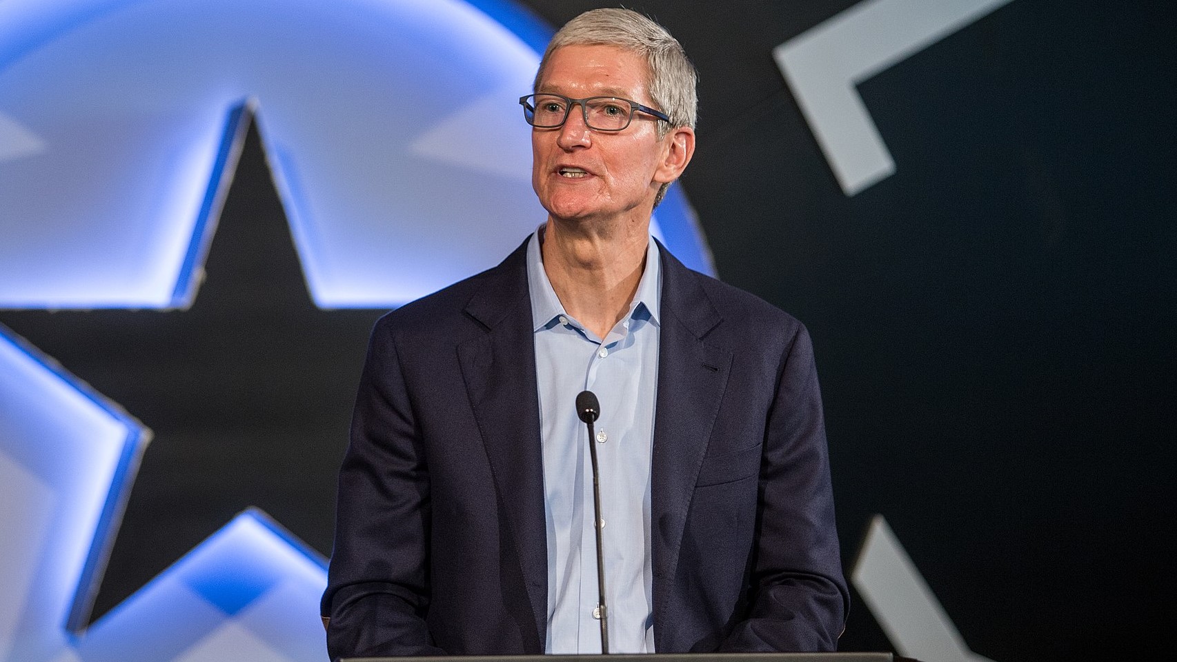 The Incredible Journey of Tim Cook: From Operations Expert to Tech Icon | 5 Lessons from Tim Cook's Life 1 Tim Cook
