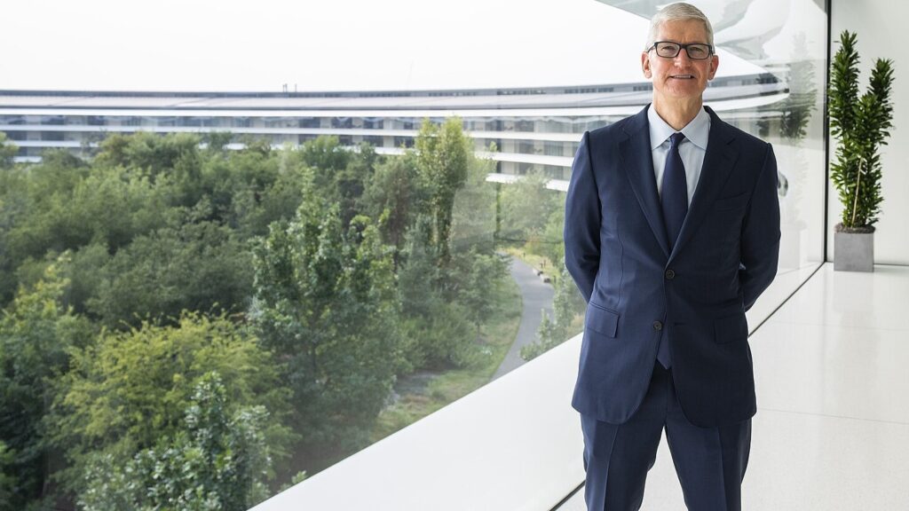 The Incredible Journey of Tim Cook: From Operations Expert to Tech Icon | 5 Lessons from Tim Cook's Life 4 The Incredible Journey of Tim Cook: From Operations Expert to Tech Icon | 5 Lessons from Tim Cook's Life